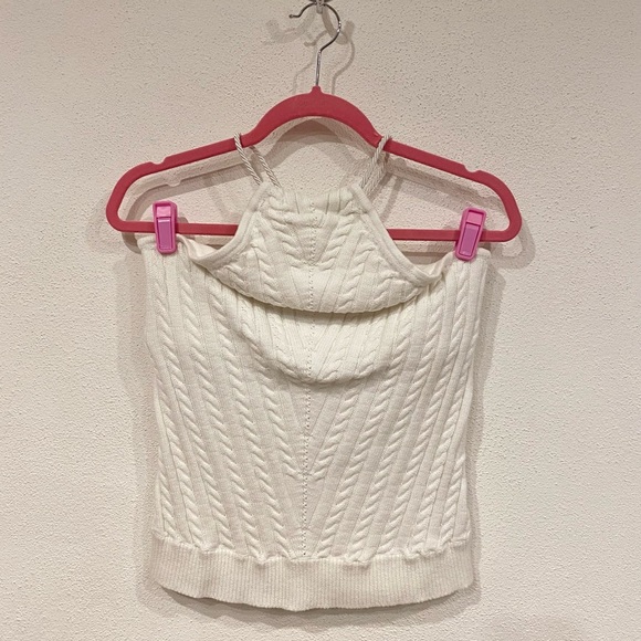 Lilly Pulitzer Tops - Lilly Pulitzer Sweater Halter Top Size Large VGUC